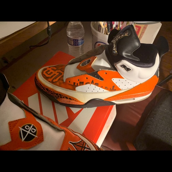 Custom shoes - Picture 2 of 4